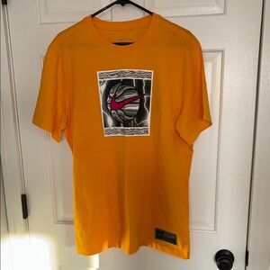 Nike Yellow Short Sleeve Tee with Graphic Design